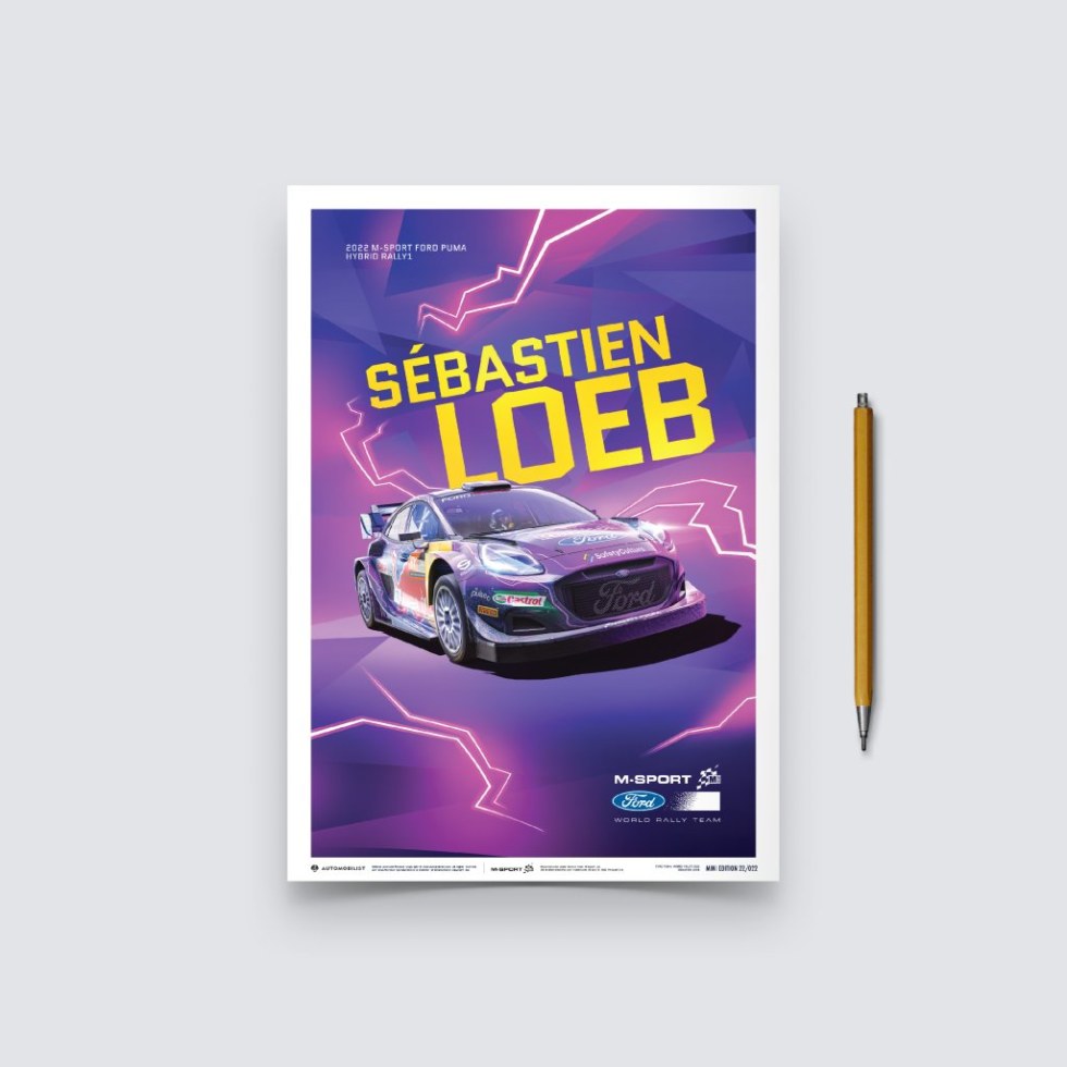 Automobilist Posters | M-Sport - Ford Puma Hybrid Rally1 - Sébastien Loeb - 2022, Mini Edition, 21 x 30 cm - Plakáty Limited Edition