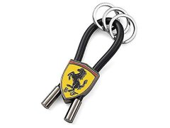 Scuderia Ferrari Ferrari přívesek na klíče černý