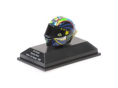 Modely aut a&nbsp;motorek model přilby 1/8 Valentino Rossi MotoGP test Sepang 2020