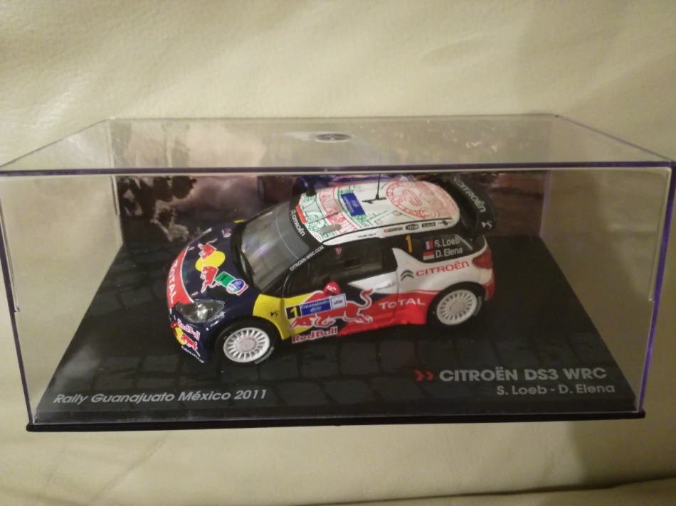 Citroen DS3 WRC Red Bull S. Loeb Winner Rally Mexico 2011 1/43 - Modely aut a&nbsp;motorek