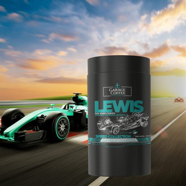 Lewis Hamilton káva